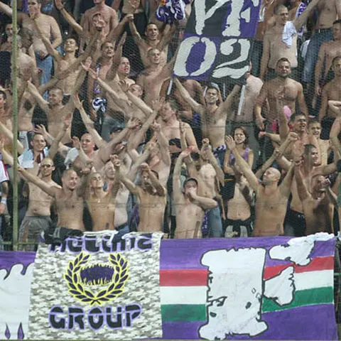 Patru suporteri ai lui Ujpest au avut accident pe Valea Oltului