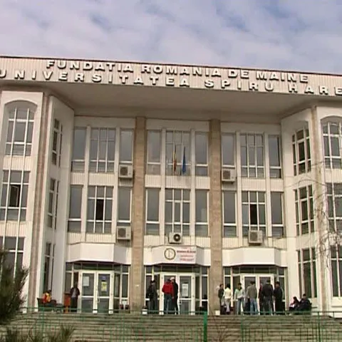 Profesori neacreditaţi şi haos în cataloage, concluziile controlului efectuat de comisia trimisă la Spiru Haret