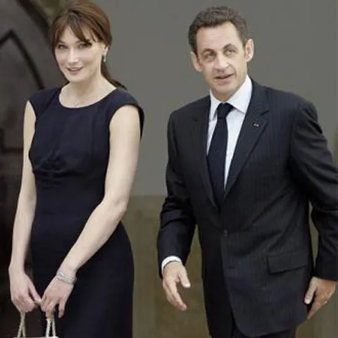 Nicolas Sarkozy a cheltuit 760 de euro pe zi, pe flori, în 2008 