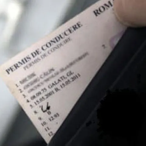 Anchetă la Serviciul Permise Neamţ, unde angajaţii sunt suspectaţi că ar fi luat mită