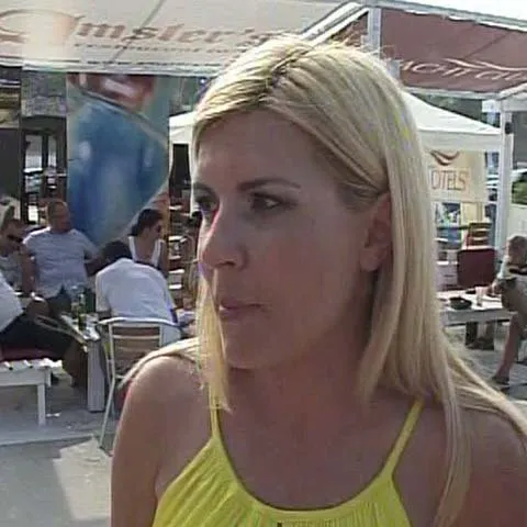 Elena Udrea: Ministerul Turismului a adus încasări la buget de 8 milioane de euro, iar România va primi 3 mere de aur pentru activitatea MT