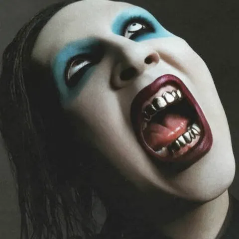 Marilyn Manson îi ameninţă pe jurnalişti cu moartea