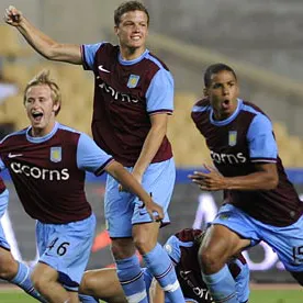 Cupa Păcii este la Aston Villa - VEZI VIDEO