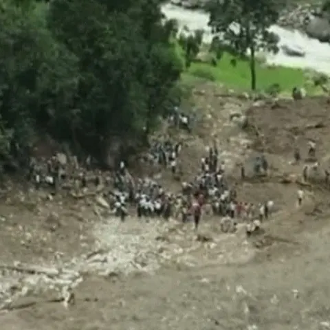 Alunecările de teren din India au provocat moartea a 45 de persoane
