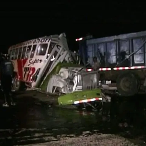 24 de morţi şi 15 răniţi într-un accident rutier în Panama 