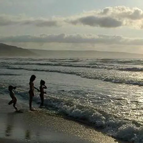 O angajată a unei societăţi de turism din Vaslui şi-a însuşit din încasări aproape 80.000 de lei