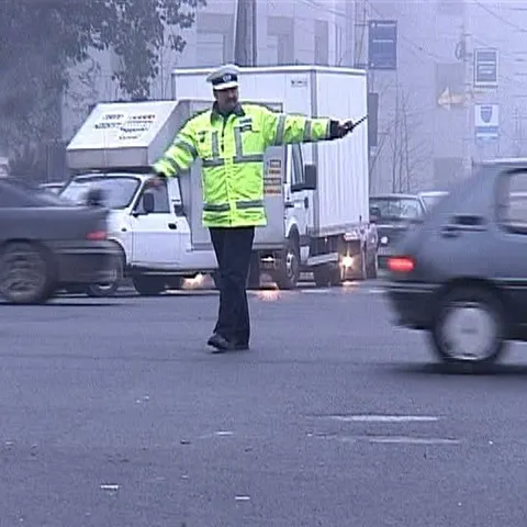 Inspectorii ARR nu mai au voie să aibă firme de transport şi nici şcoli de şoferi 