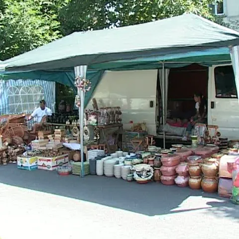 Primăria din Oneşti va plăti 90.000 de lei pentru organizarea Festivalului Verii
