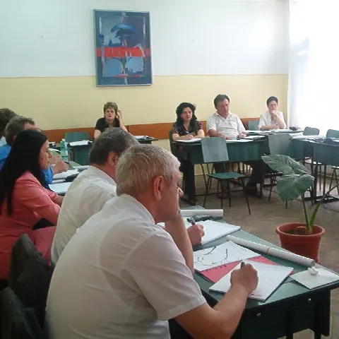 Noua grilă scade salariile din învăţământul preuniversitar cu până la 12%, susţin sindicaliştii