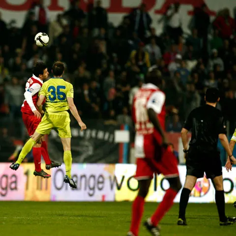 NewsIn / Steaua şi Dinamo vor arbitri străini la derby