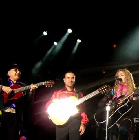 Nu cred că am mai fost huiduiţi nicăieri altundeva, spune trupa Trio Kolpakov, care cântă alături de Madonna