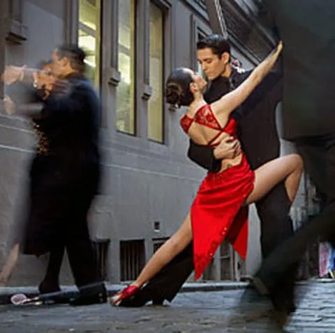 România s-a calificat în finala Mondialului de tango de la Buenos Aires