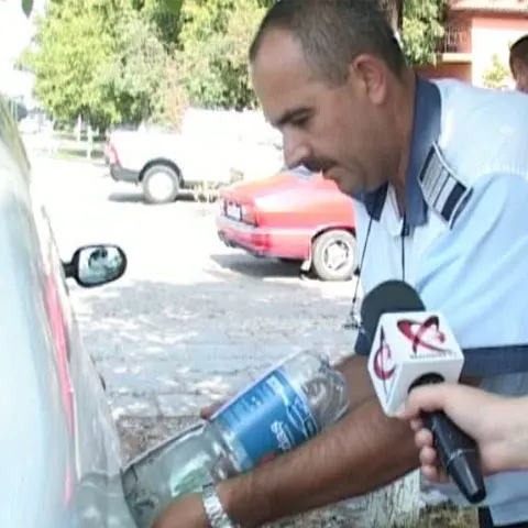 O maşină de poliţie din Timiş aflată în patrulare a rămas în "pana prostului"
