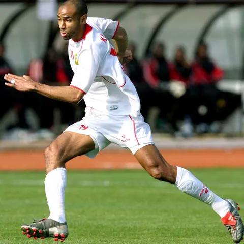 VIDEO / Kanoute sfarmă oase pentru FC Sevilla