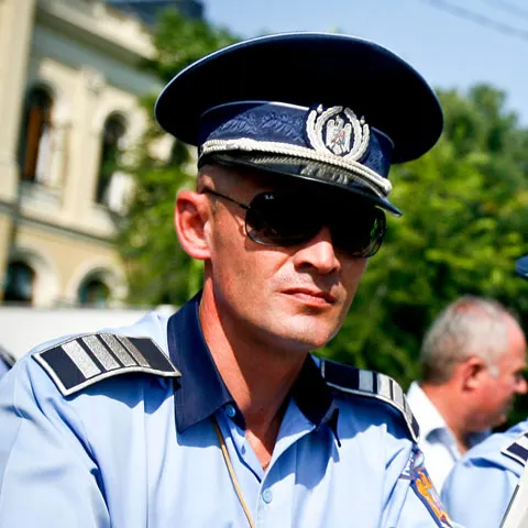 Sindicaliştii din poliţie ameninţă cu proteste şi boicotarea alegerilor, din cauza Legii unice