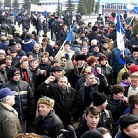 Peste 120.000 de funcţionari publici vor întrerupe activitatea pe 5 octombrie