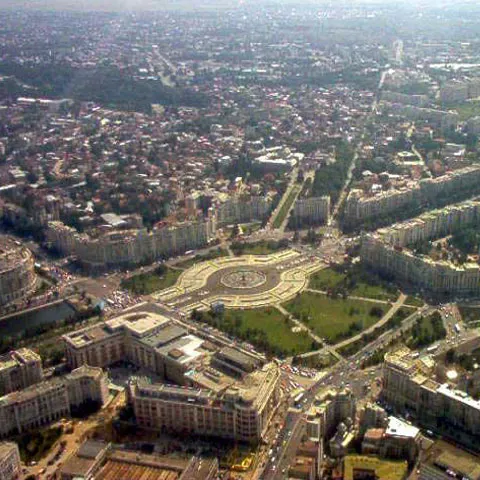Pasajul Unirii a fost închis complet 