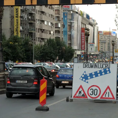 Pasajul Unirii a fost deschis circulaţiei duminică seară