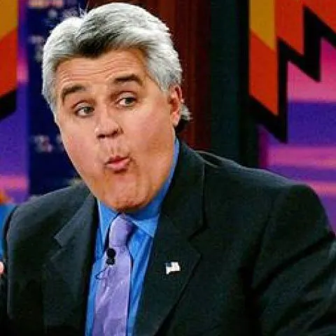 Debutul lui Jay Leno în primetime, criticat de jurnaliştii americani: aceleaşi glume, dar la altă oră   