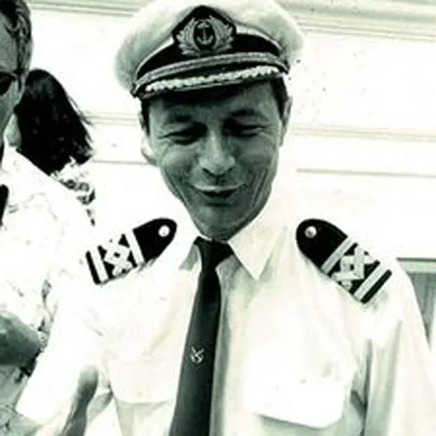 Traian Băsescu: Ca preşedinte al României nu poţi acţiona ca un comandant de navă