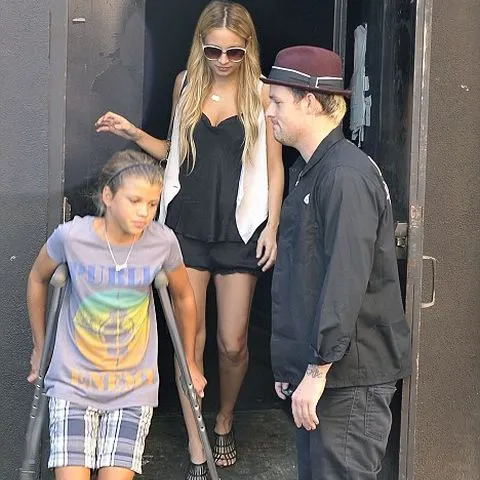 Nicole Ritchie arată senzaţional la două săptămâni după ce a născut - VEZI FOTO