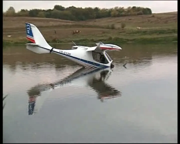 Trei comisii de anchetă s-au ocupat de cazul avionului prăbuşit într-un lac din Bistriţa
