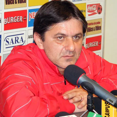 Marius Lăcătuş: Ne-am făcut singuri meciul greu, dar e bine că am început cu o victorie