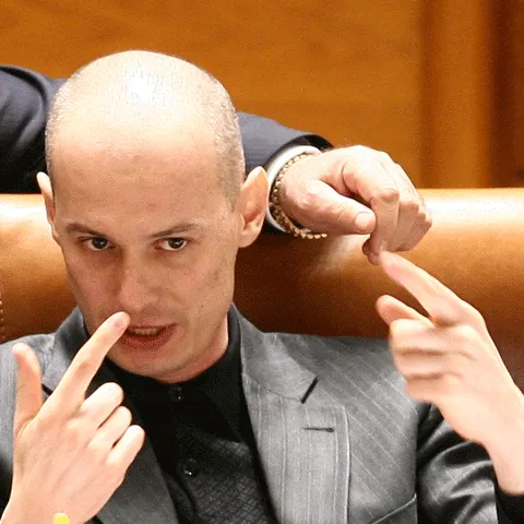 PNL l-a propus pe Bogdan Olteanu pentru postul de viceguvernator al BNR 