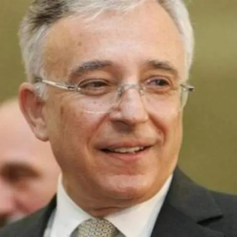 Isărescu: Principalul obiectiv strategic al noului CA al BNR este adoptarea euro în 2014-2015