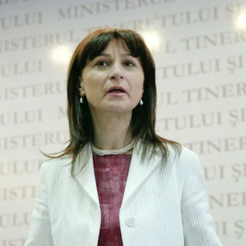 Sorina Plăcintă le-a povestit ziariştilor cum i-au marcat viaţa anii studenţiei