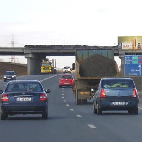 Şoferii sunt sfătuiţi să folosească Centura de Vest a Ploieştiului în weekend