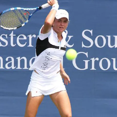 Tenis - Alexandra Dulgheru s-a calificat în finala turneului de la Jounieh