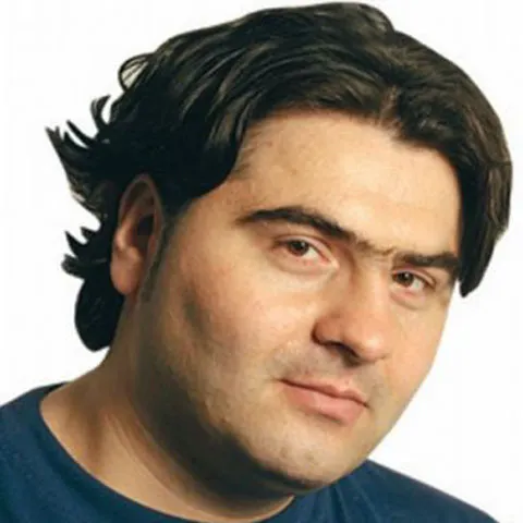 Daniel Conţescu: Băiatul bun, luat prizonier