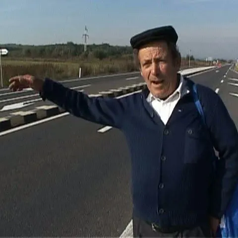 Mii de localnici din Sibiu trebuie să facă autostopul pentru a ajunge la un medic