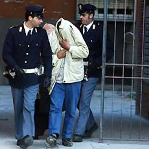 Presupuşii complici ai autorului atentatului de la Milano au fost arestaţi