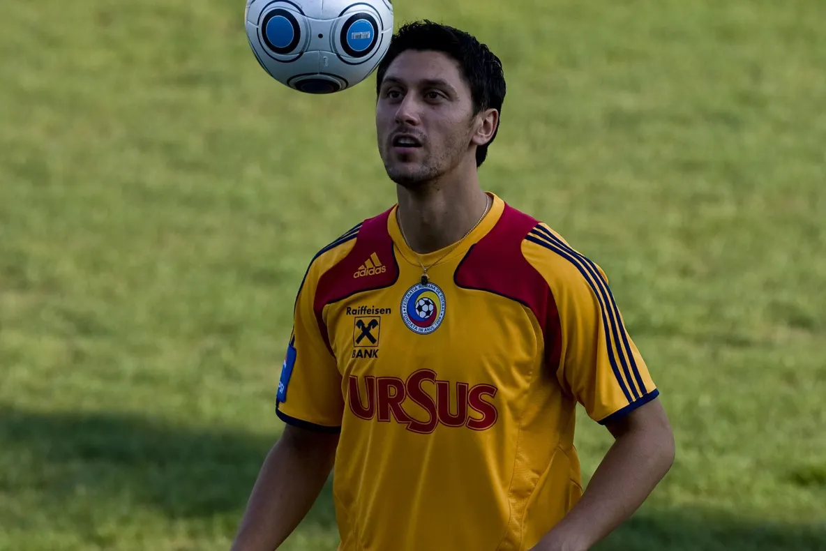 România - Insulele Feroe 3-1 (FINAL), singura victorie acasă a "tricolorilor" în preliminariile CM