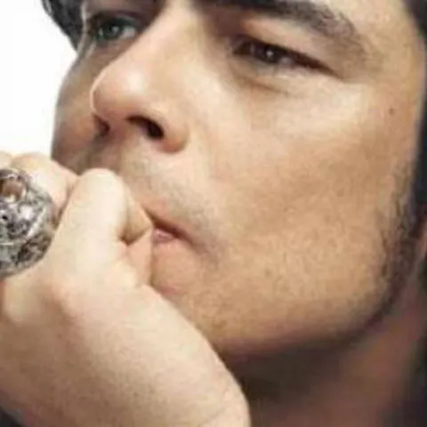 Benicio del Toro şi-a pierdut virginitatea la 13 ani