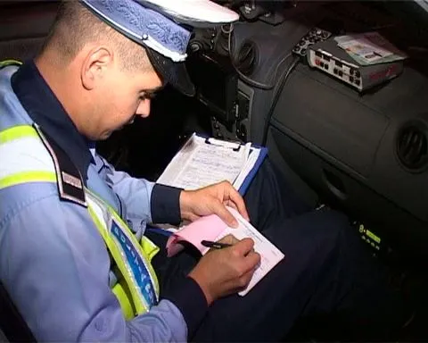 Cinci şoferi care consumaseră droguri au fost depistaţi de poliţiştii bucureşteni