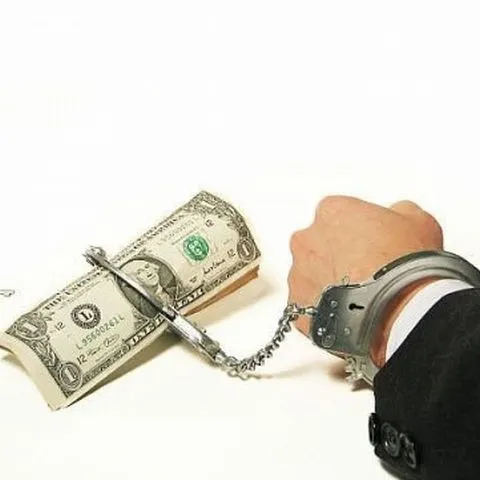 Aproape 2.800 de vasluieni au fost executaţi silit cauza datoriilor la bugetul local