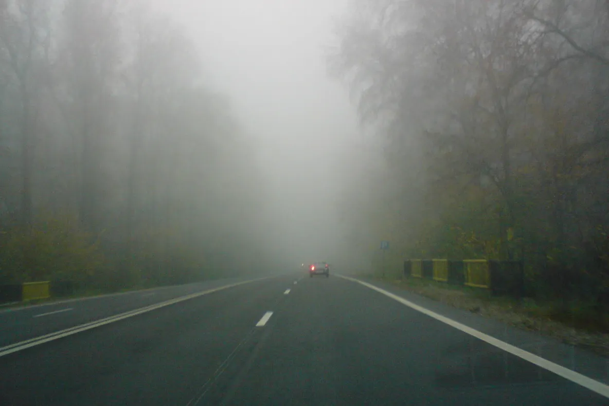 Mai multe zboruri au fost redirecţionate de la Timişoara la Sibiu şi Cluj din cauza ceţii