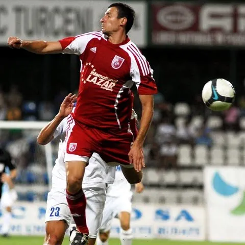 Rapid, ultima victimă a Cupei României! Internaţional Curtea de Argeş elimină în optimi gruparea giuleşteană, scor 2-1