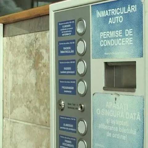 10 persoane sunt învinute că au înmatriculat maşini cu acte false  în Constanţa