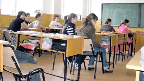 Ministerul Educaţiei a publicat modelele de subiecte pentru evaluarea naţională la clasa a VIII-a