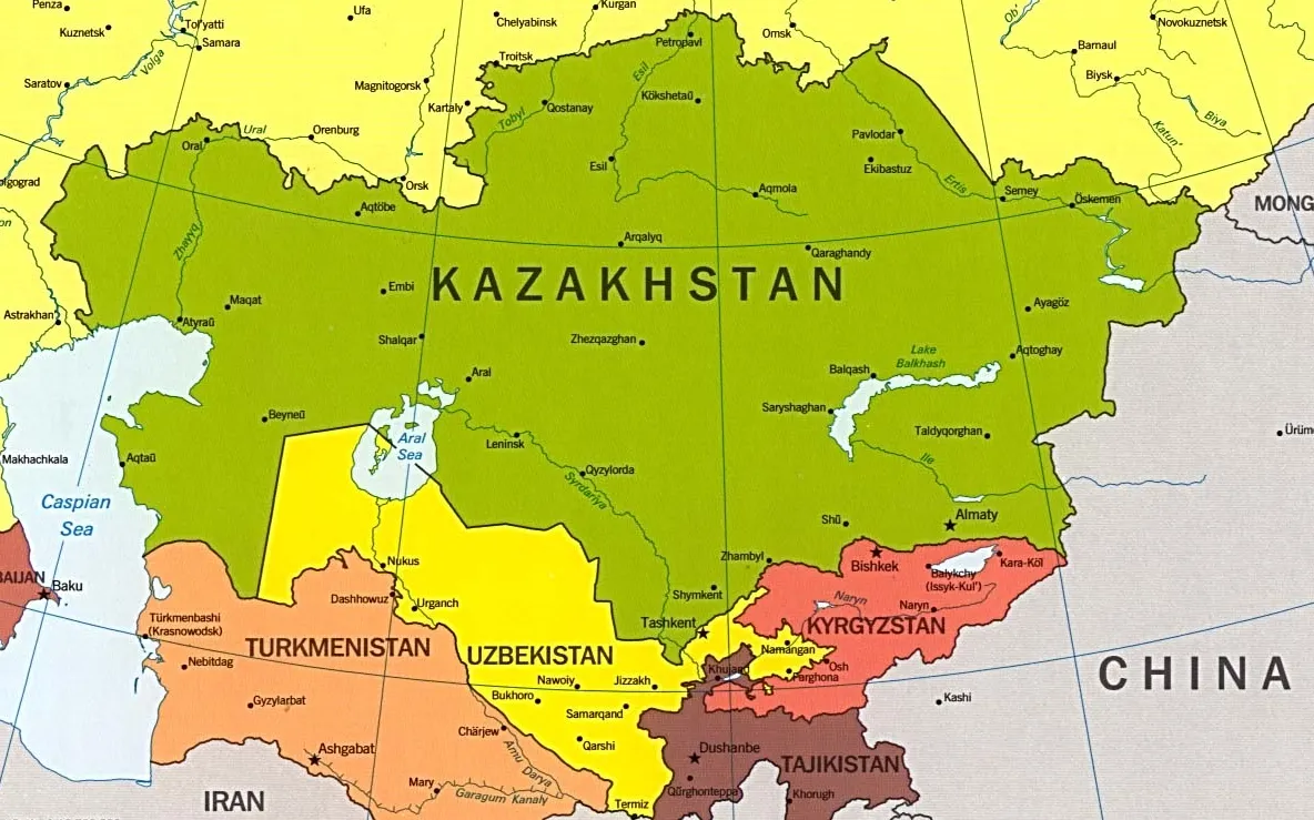 Uzbekistan şi Kazahstan: Zeci de mii de persoane, evacuate în urma fisurării unui baraj de acumulare 