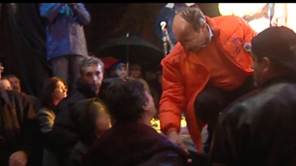 Sever Voinescu, despre filmuleţul cu Băsescu: Filmare dubioasă, neclară, lansată pe ecranele televiziunilor mogulilor în scop electoral