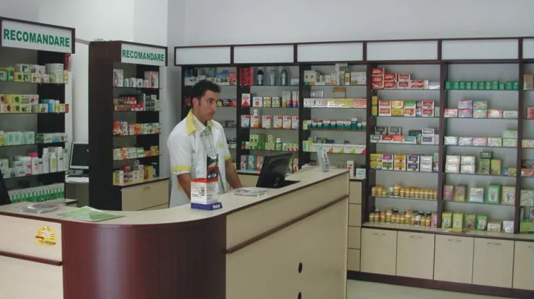 Farmaciştii băcăuani au fost miercuri în grevă japoneză   