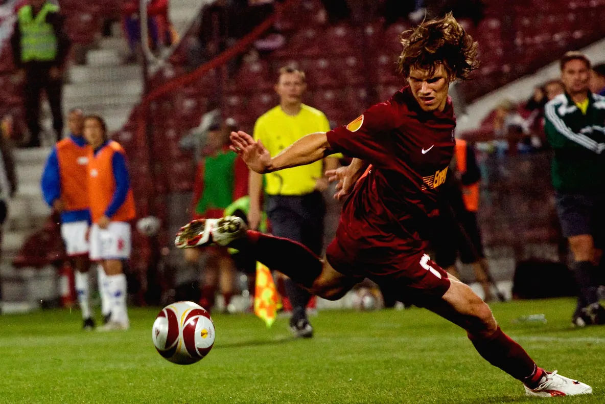 CFR Cluj în semifinalele Cupei, după un meci cu cântec