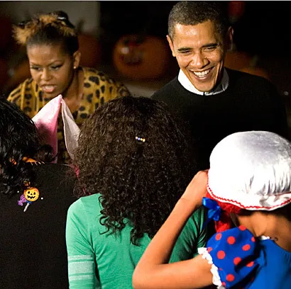 Obama a primit 2.000 de copii la Casa Albă de Halloween