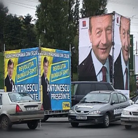 Campania electorală a fost afectată de criză: unii candidaţi nu au nici măcar un afiş în Capitală