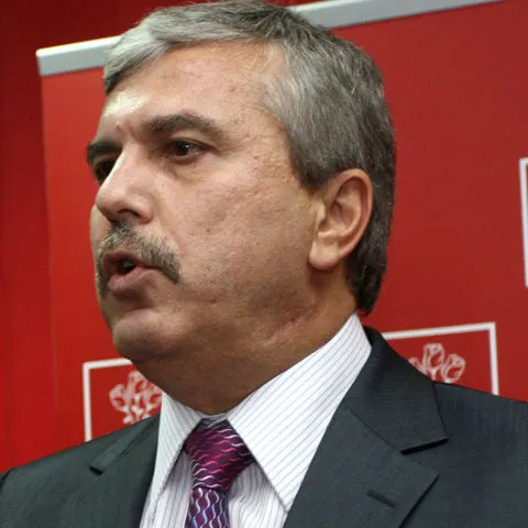 Nica: Scenariul preşedintelui este să menţină Guvernul Boc